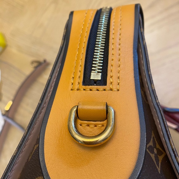 Louis Vuitton Monogram Canvas Tuileries - Picture 14 of 16